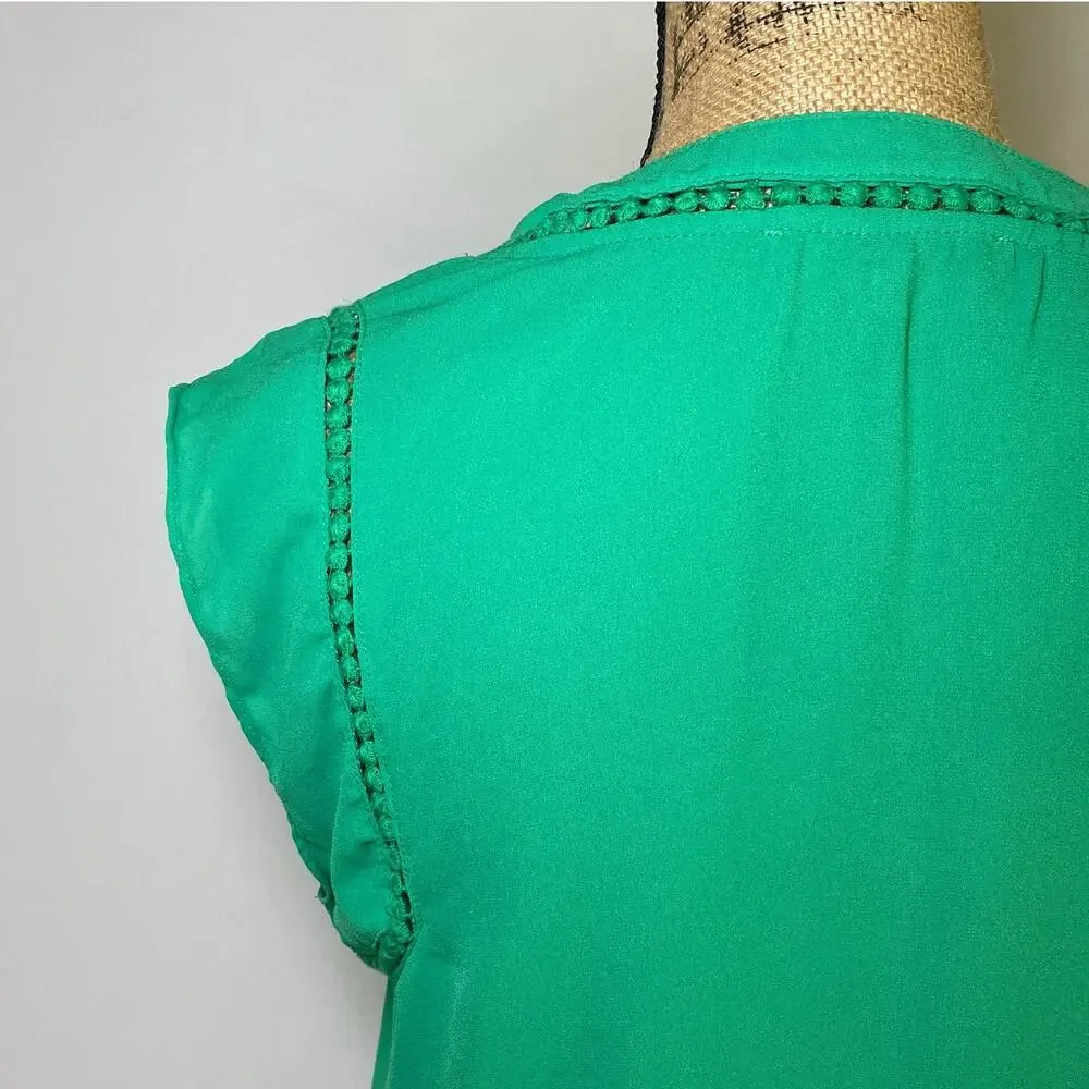 41 Hawthorn Light Green Sleeveless Blouse Embroidered V Neck Small - Picture 9 of 17